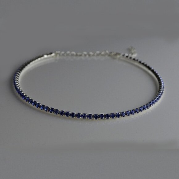 Elegant Swarovski Elements Choker Necklace Single tier Blue color - Picture 1 of 3